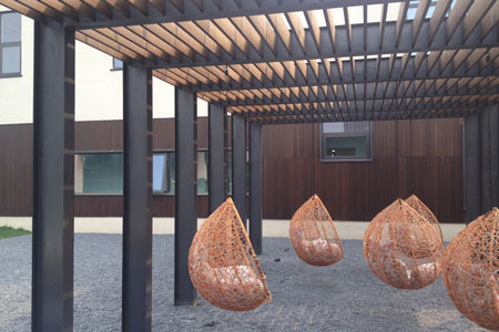 Beijing Changyang Vanke used 15000 square meters dassoXTR in siding and grating. Finished in 2014.
